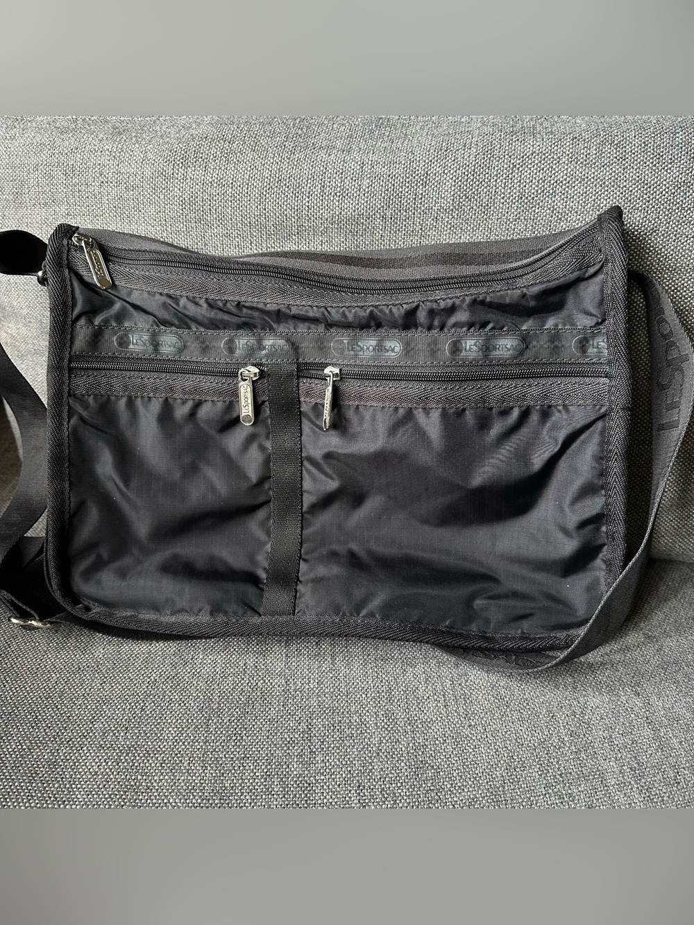 LeSportsac Deluxe Everyday Black Crossbody Bag
